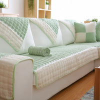 Luxury sofa cushions suitable for all four seasons.