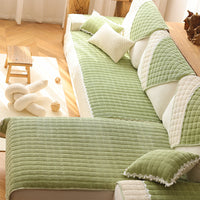 Luxury sofa cushions suitable for all four seasons.