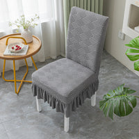 The stool cover is stretchable, non-slip, and abrasion-resistant.